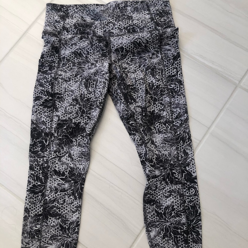 Lulu lemon leggings